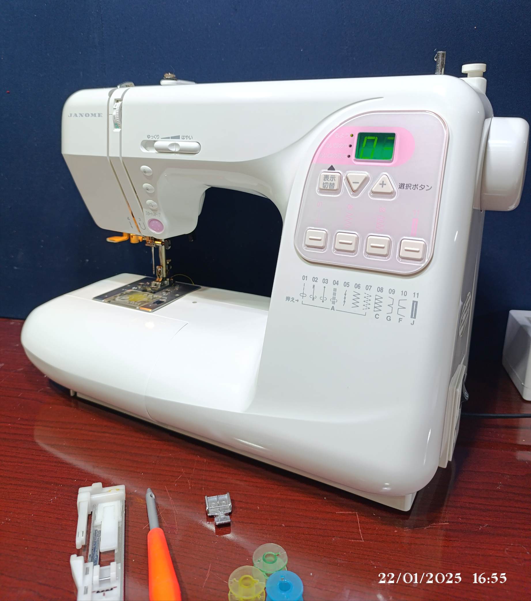 قیمت چرخ خیاطی ژانومه Jp_202
